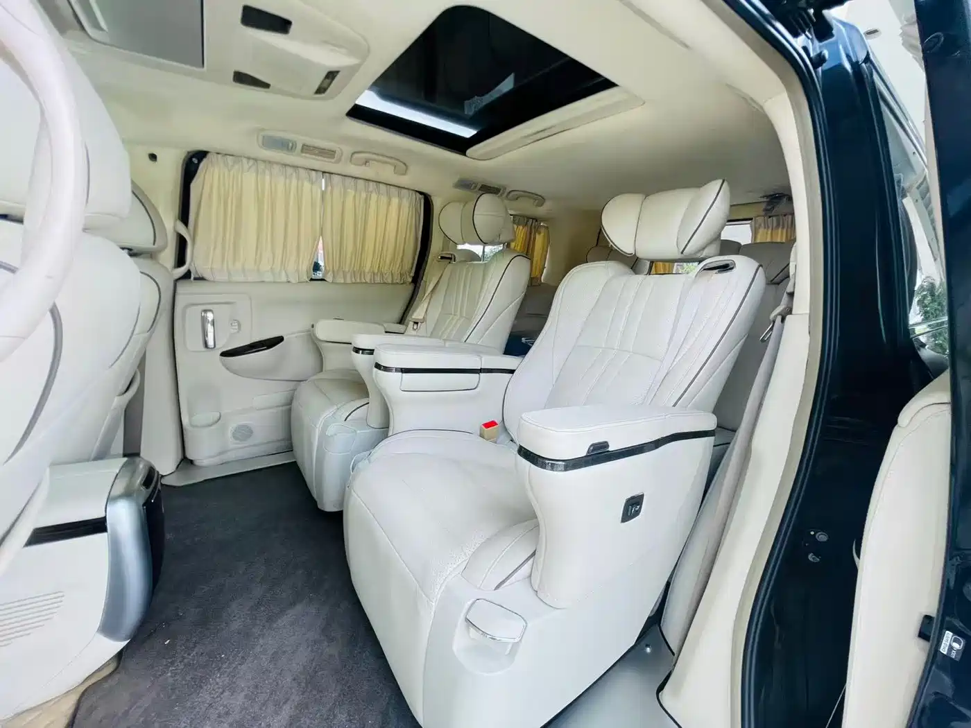 Nissan Quest 2018 2015 3.5L SL