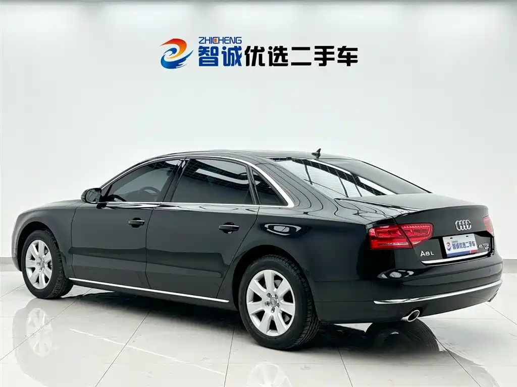 Audi A8 2013 A8L 45 TFSI quattro Luxury фото 28