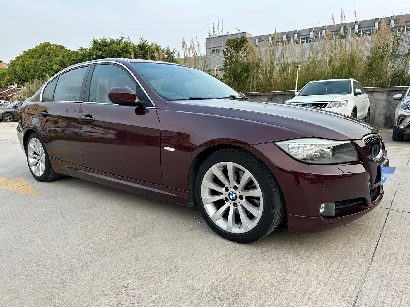 BMW 3 Series (Import) 2010 325i Luxury фото 4