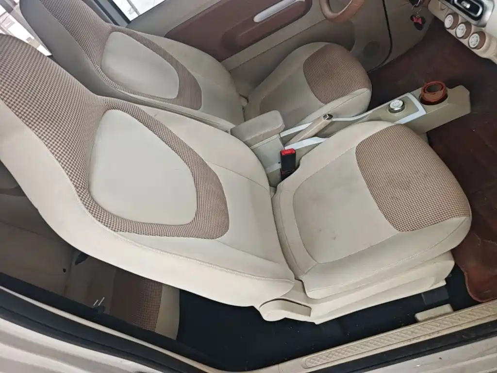 Фото 25 - Wuling Motors Hongguang MINIEV