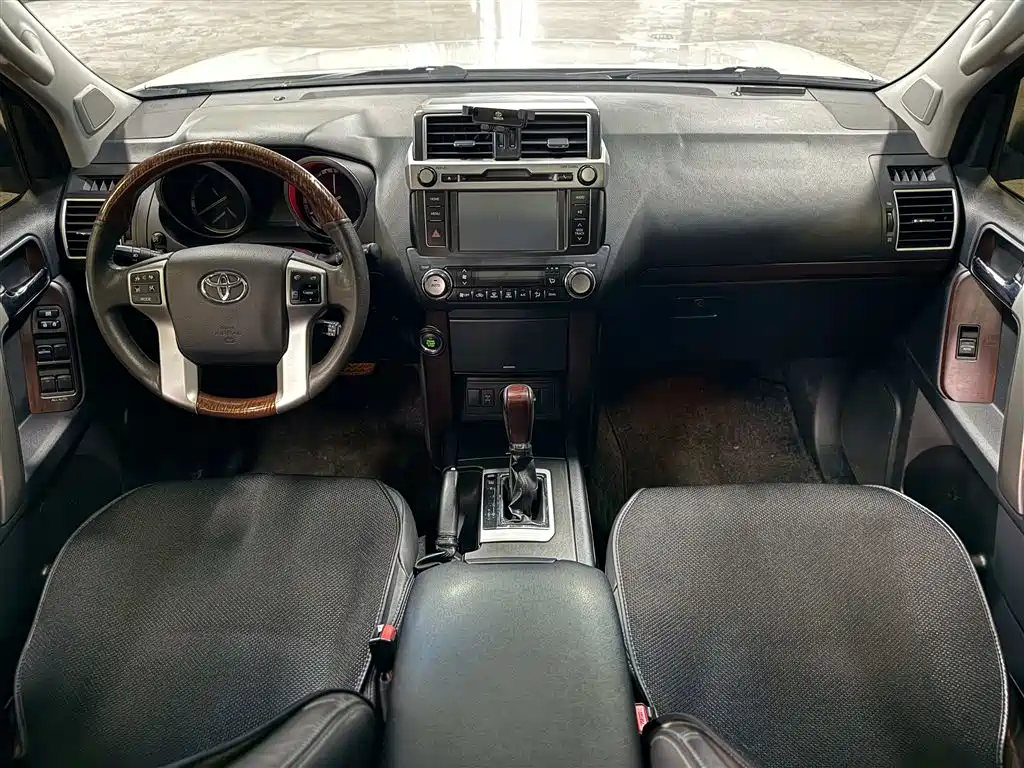 Toyota Prado 2016 3.5L Auto TX-L фото 6