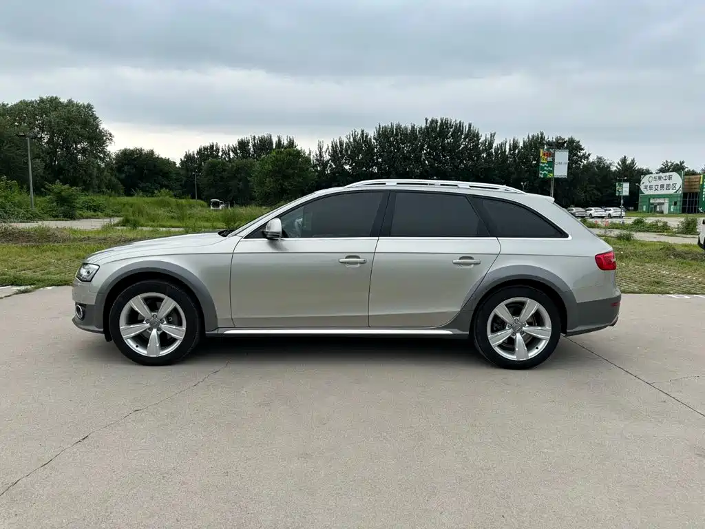 Audi A4 (Import) 2016 2014 40 TFSI allroad quattro plus