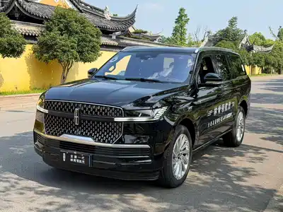 Lincoln Navigator