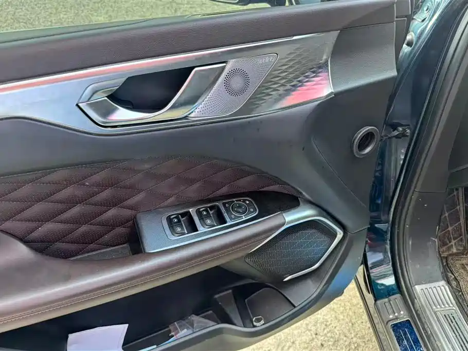 WEI PAI WEI BRAND MOCHA