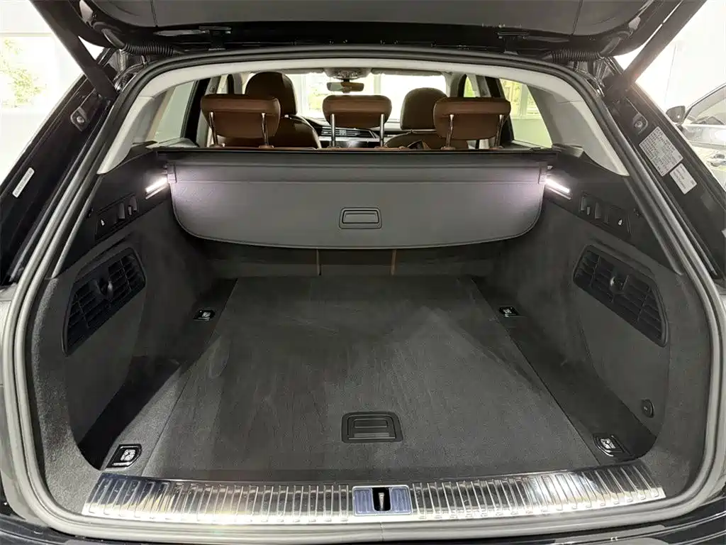 Audi e-tron (Import) 2021 2019 55 quattro Fashion