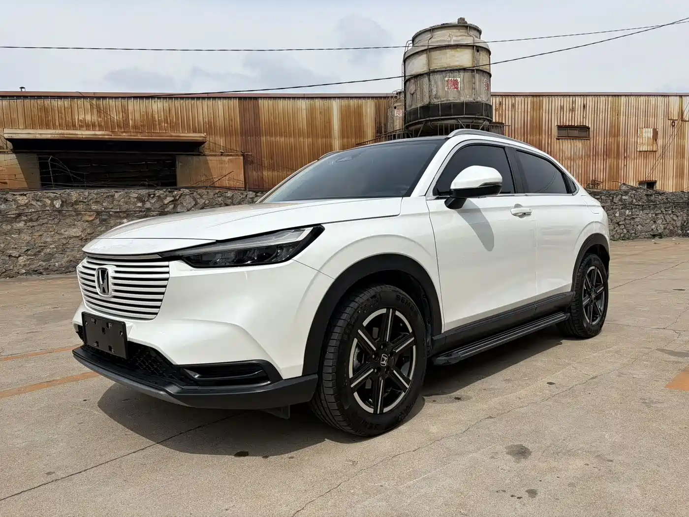 Honda Vezel 2023 1.5L CVT Technology Edition