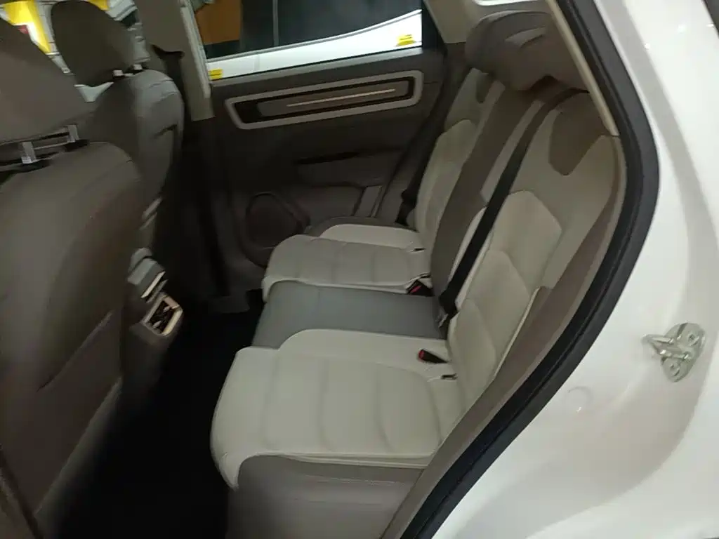 Geely ICON 2025 2026 Chocolate 1.5TD Pure Edition