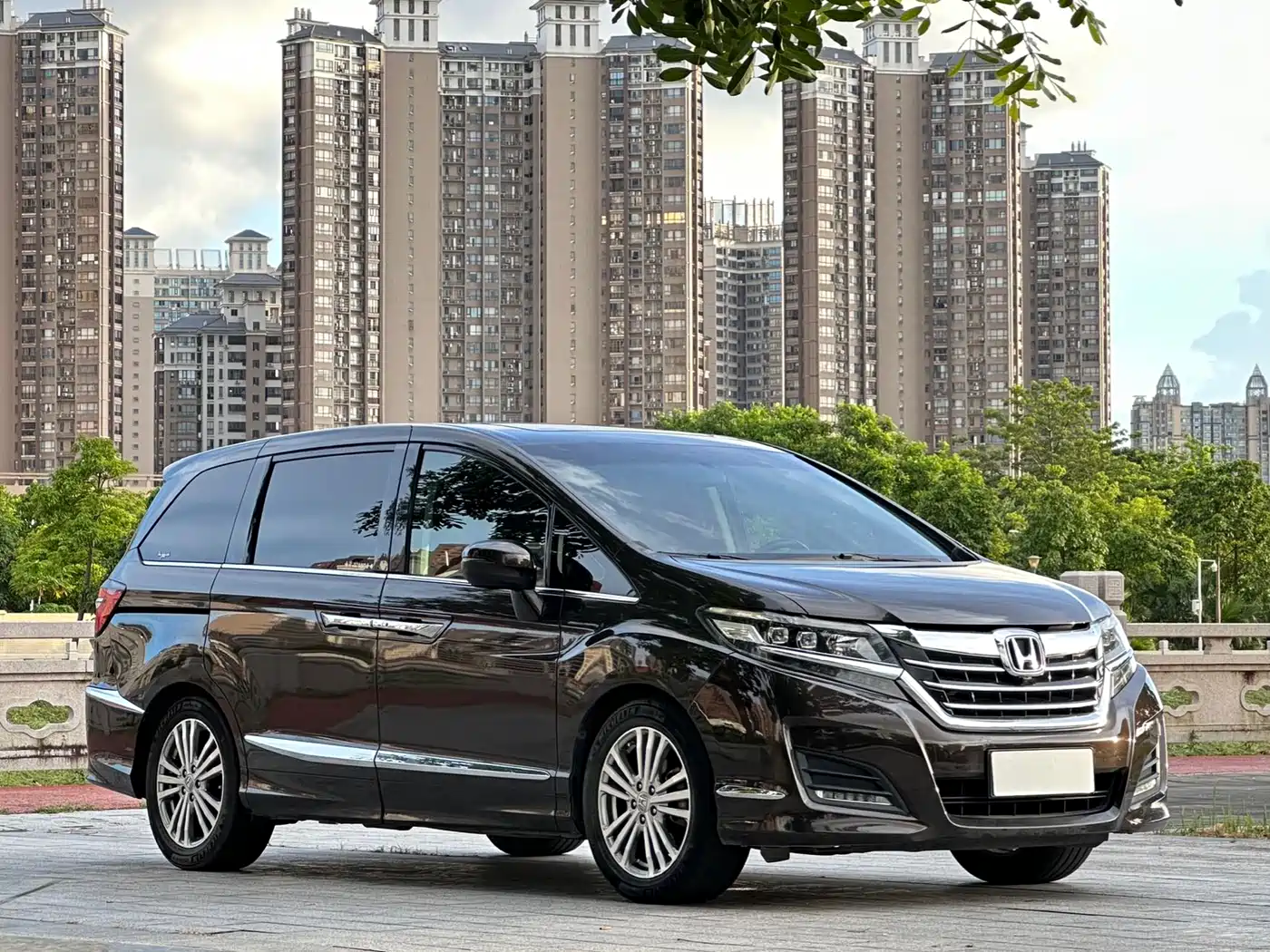 Honda Elysion 2016 2016 2.4L Fashion Edition