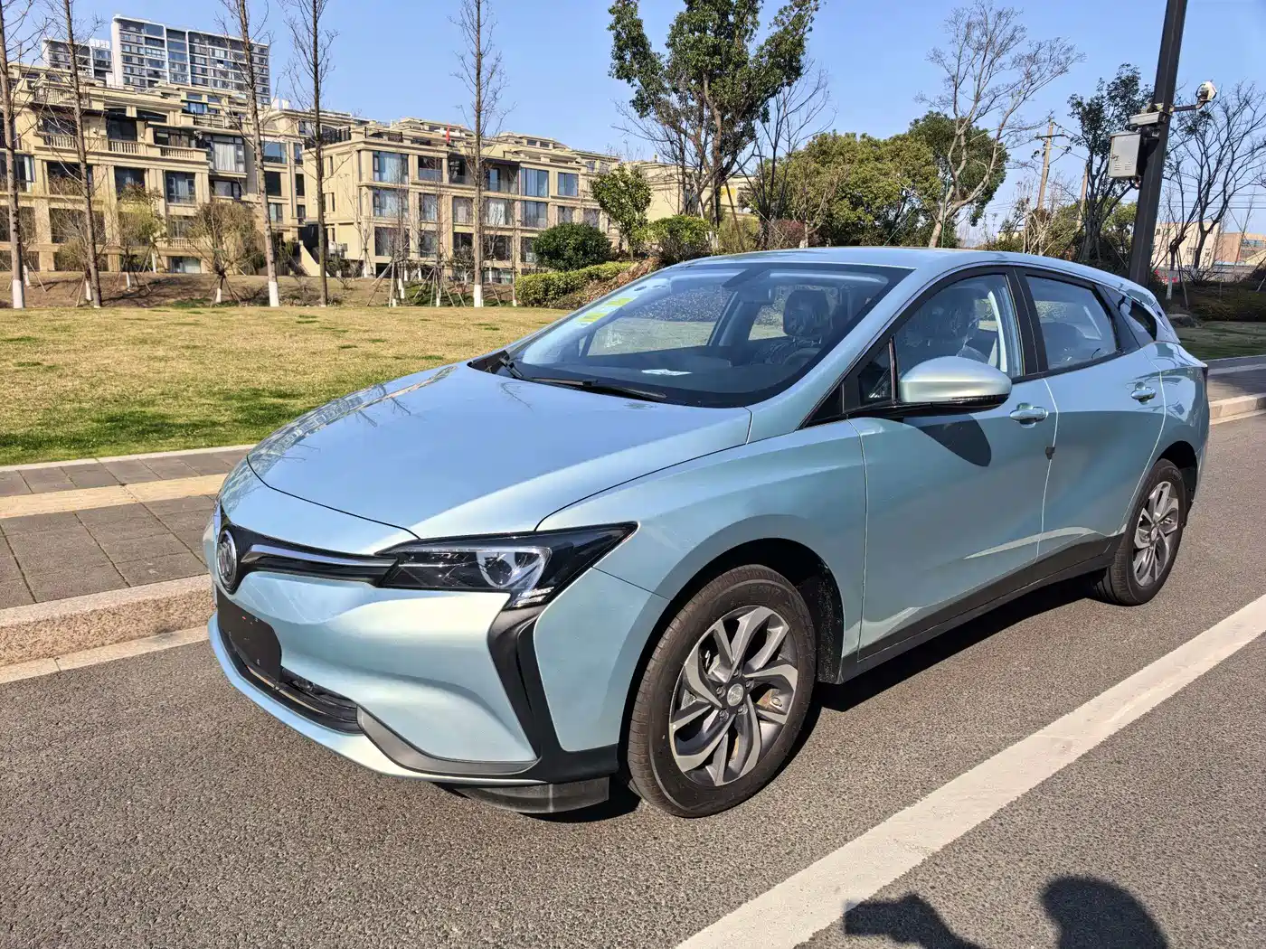 BUICK SLIGHTLY BLUE 6