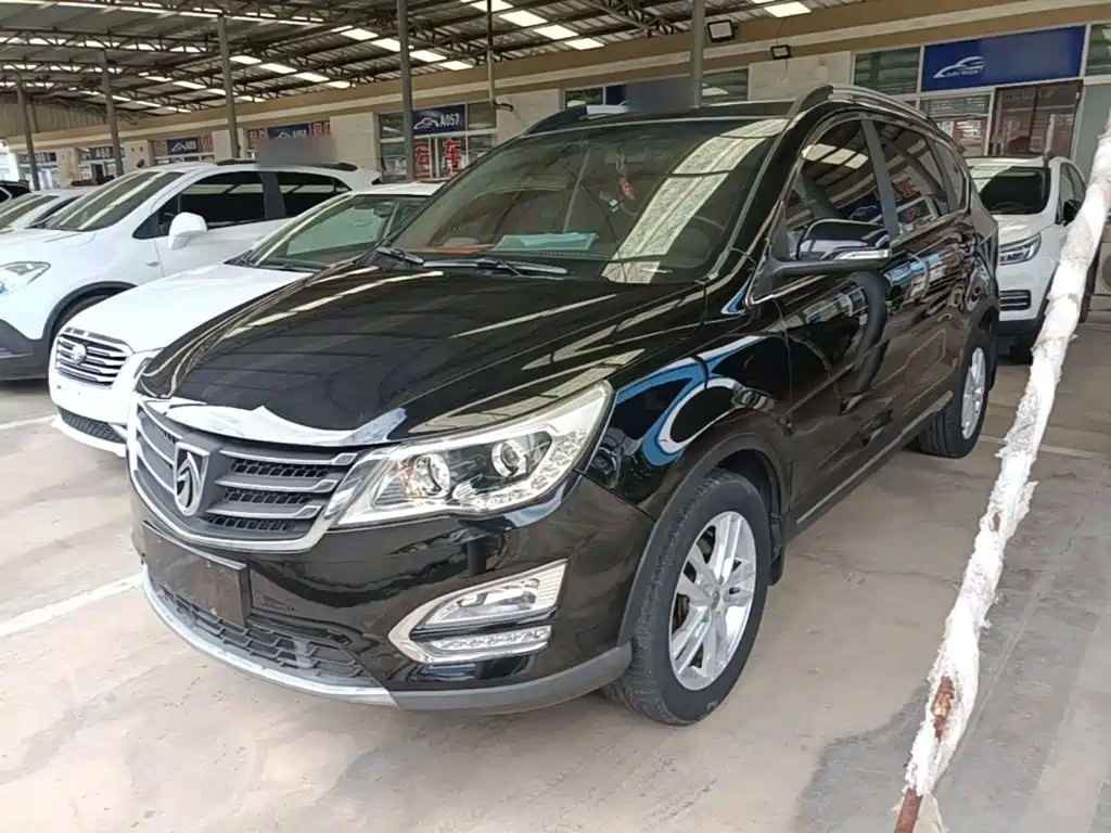 Baojun 560 2017 2016 1.5T Manual Comfort