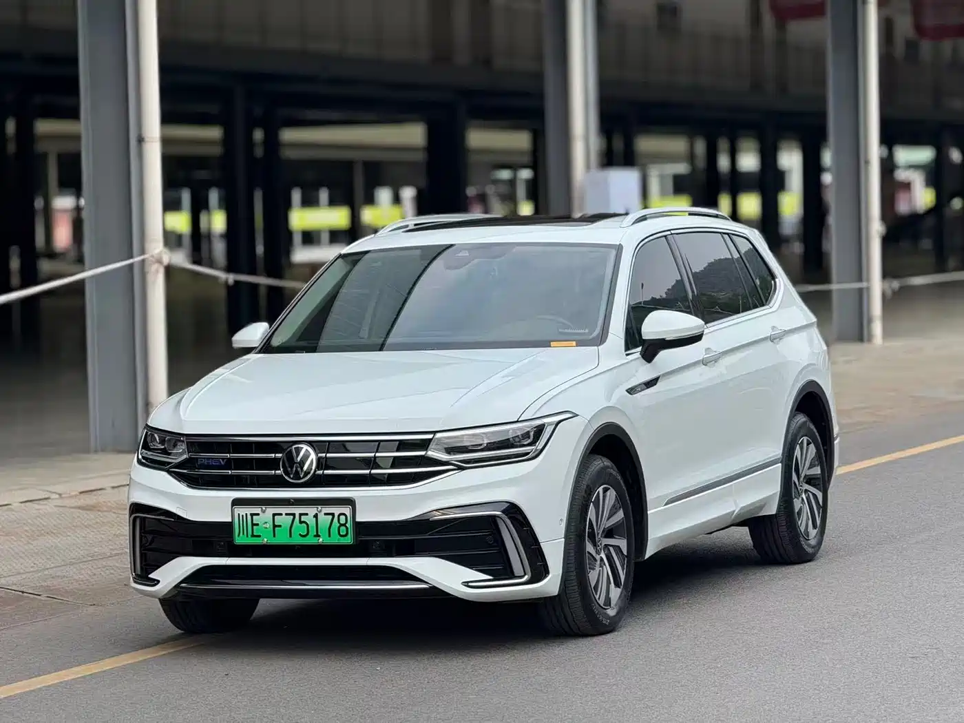 VOLKSWAGEN TIGUAN L NEW ENERGY