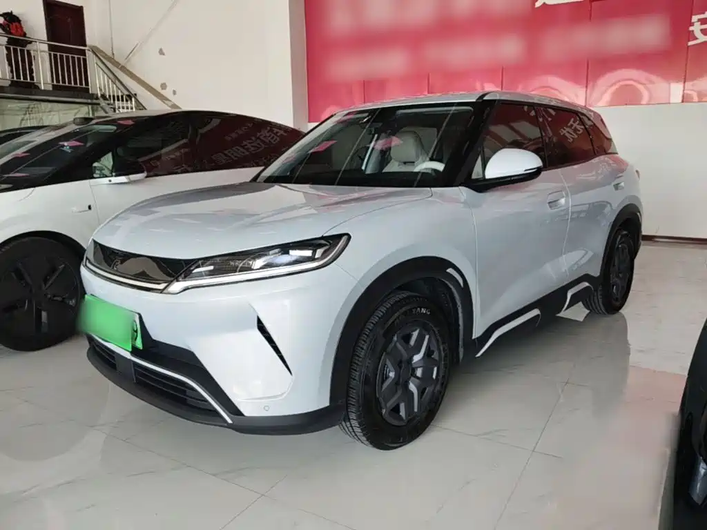 BYD Yuan UP 2026 2025 Model 301KM Navigator