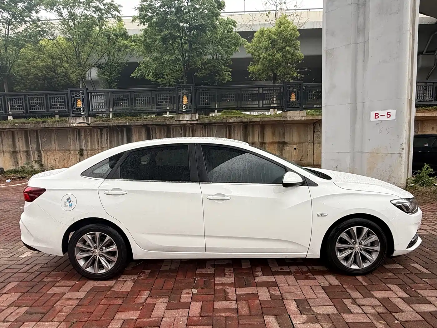 Chevrolet Monza 2022 320 Automatic Enjoyment Edition фото 4