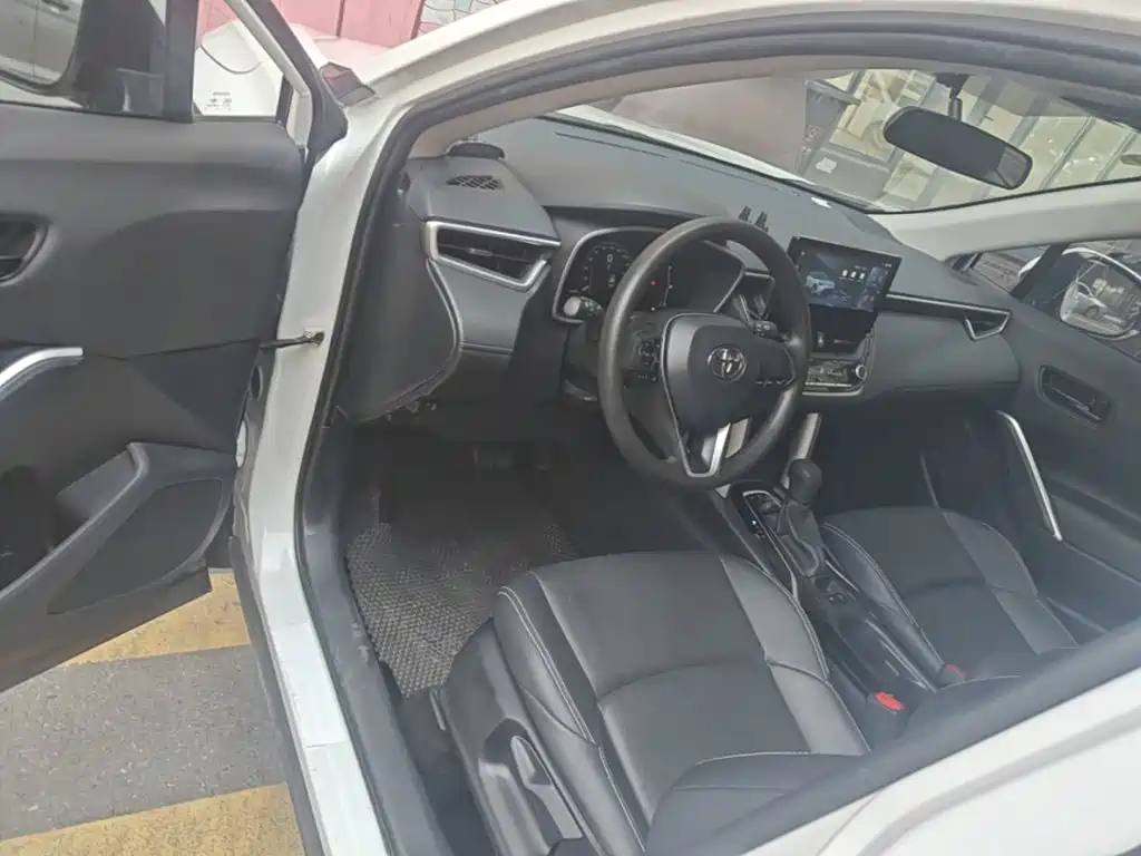 Toyota Frontlander 2025 2024 2.0L CVT Elite Plus Edition