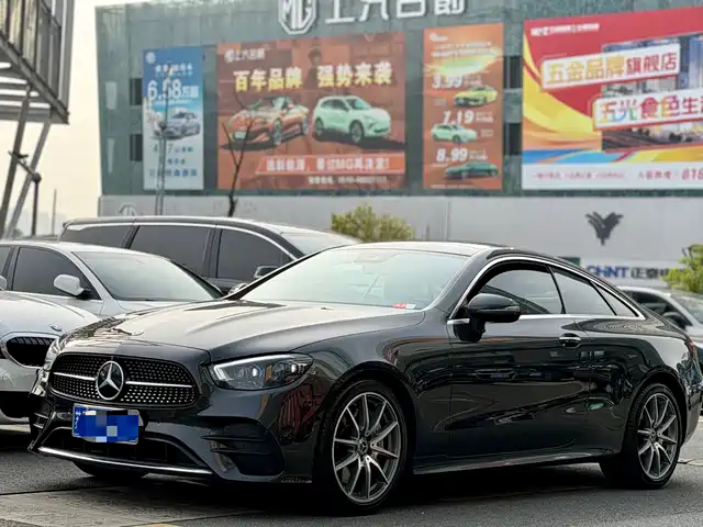 MERCEDES-BENZ E CLASS