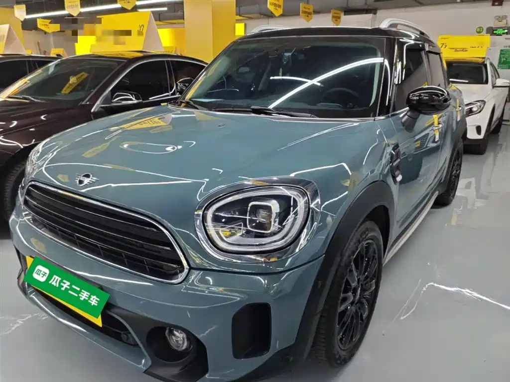 MINI COUNTRYMAN