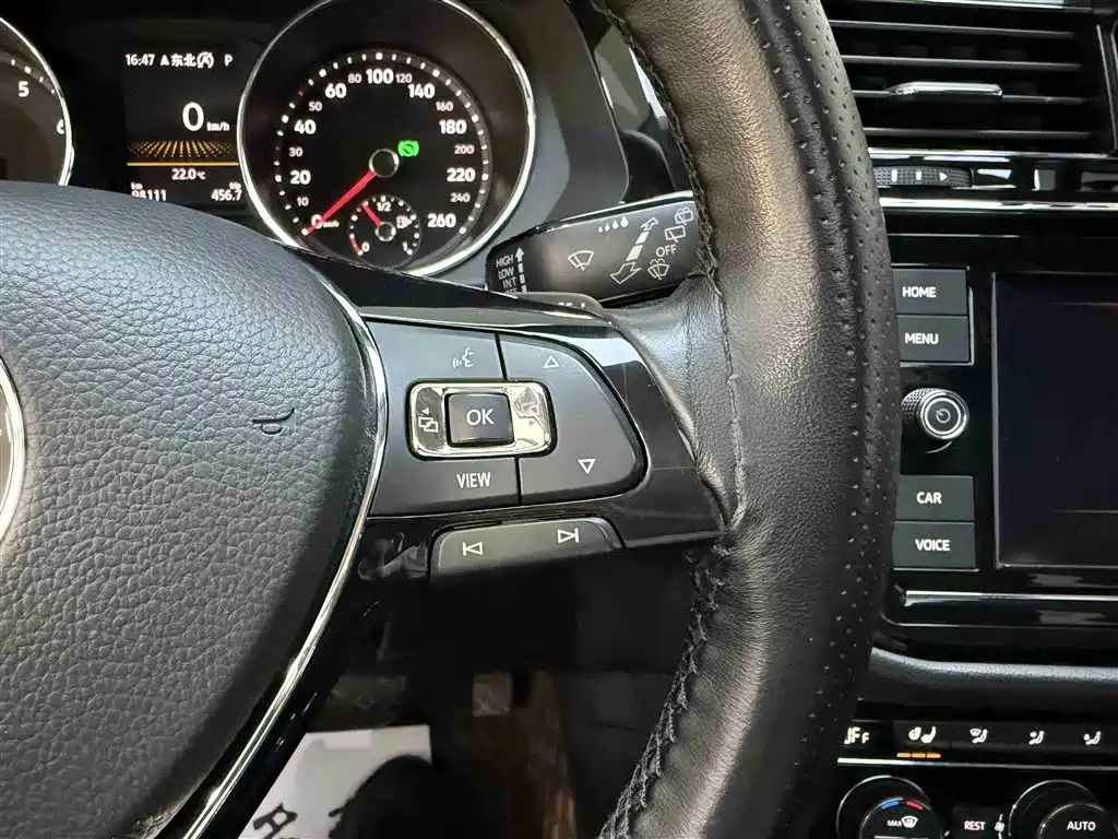 Volkswagen Tiguan L 2019 330TSI Auto 2WD Smart Luxury Edition China V фото 12
