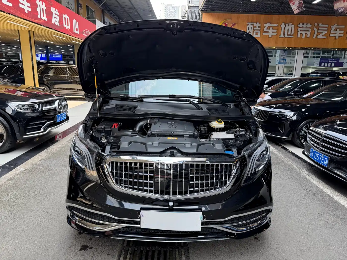 Mercedes-Benz Vito 2023 2.0T Elite 7-Seater фото 34