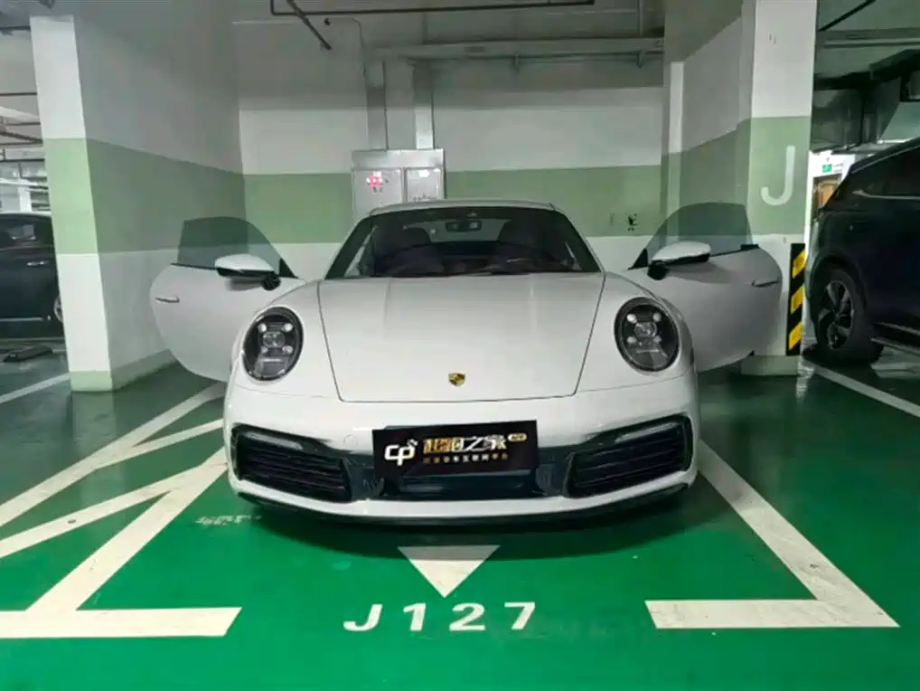 Porsche 911 2023 Carrera 3.0T фото 5