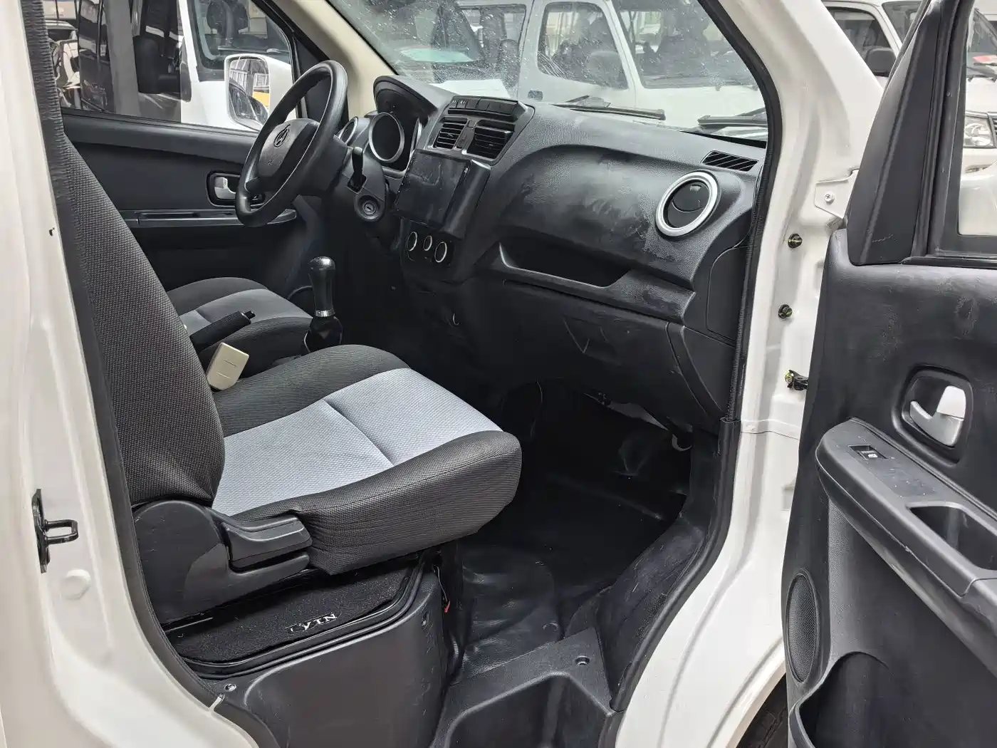 Changan Kaicheng Changan Ruixing M60 2021 2020 Model 1.5L Standard China VI 6 Seats DAM15KR