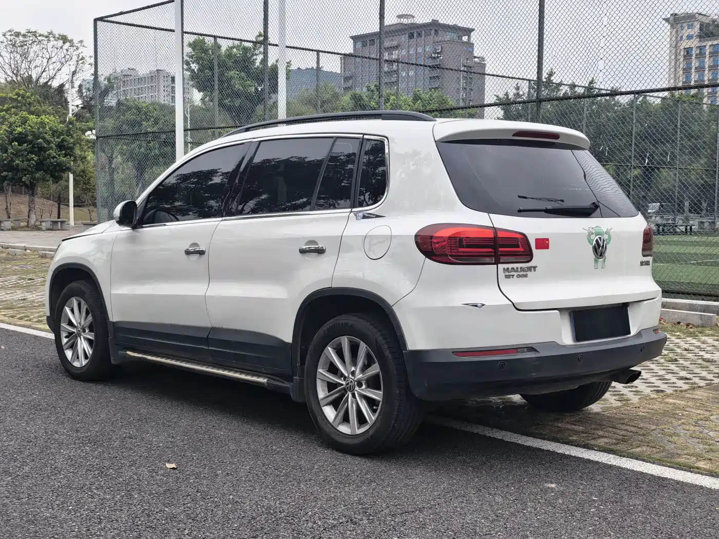 Volkswagen Tiguan 2015 1.8TSI Automatic 2WD Comfortline фото 3