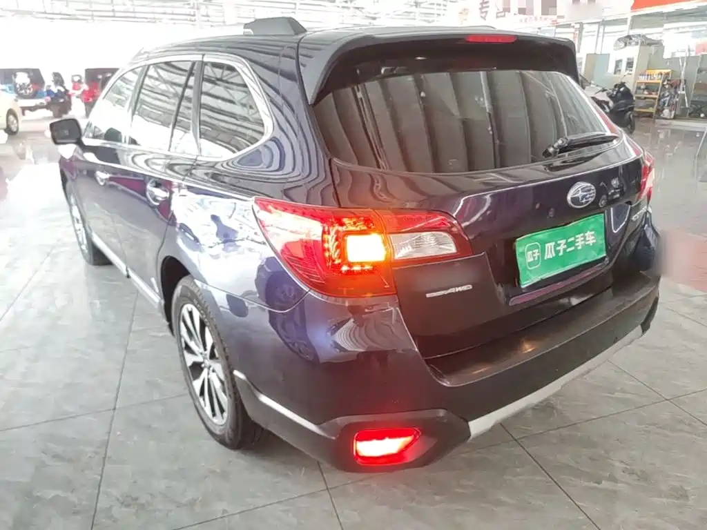 SUBARU OUTBACK