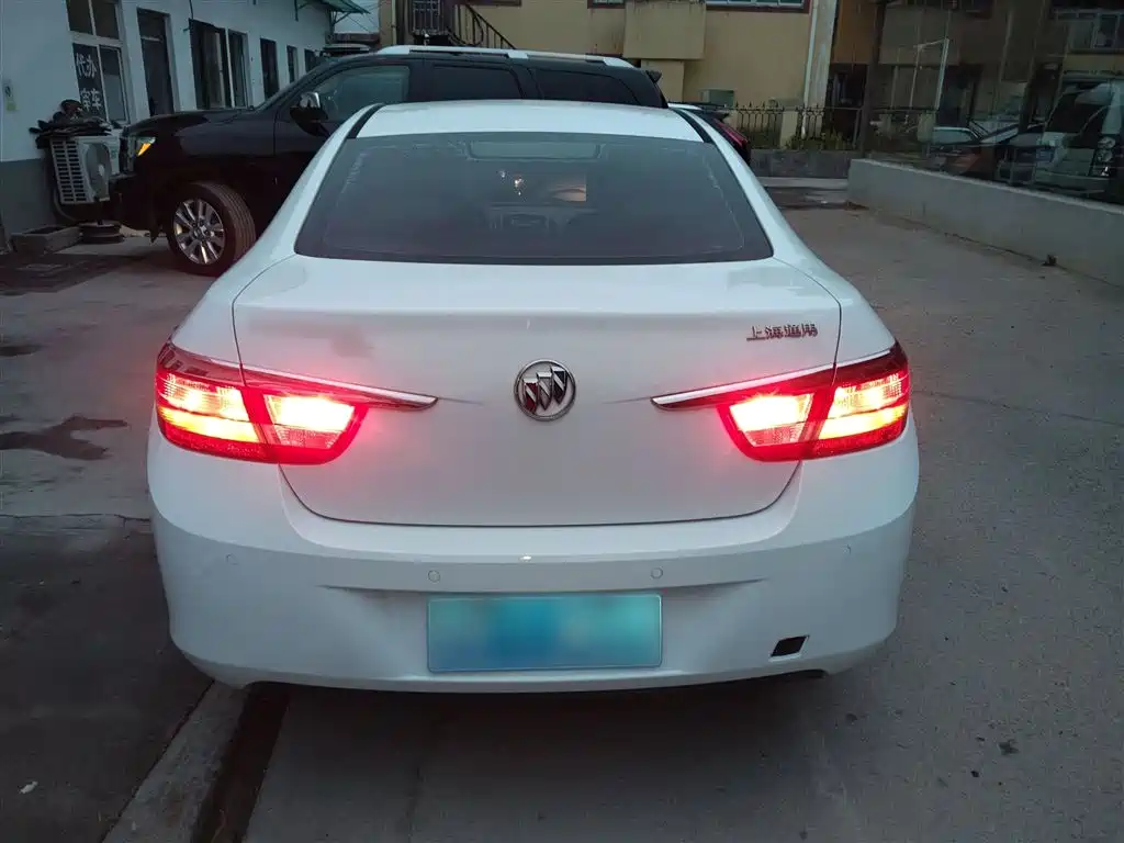Buick Excelle 2013 GT 1.6L Automatic Fashion Edition фото 6