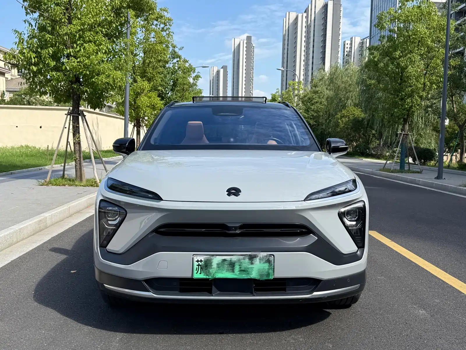 Фото 2 - NIO ES6