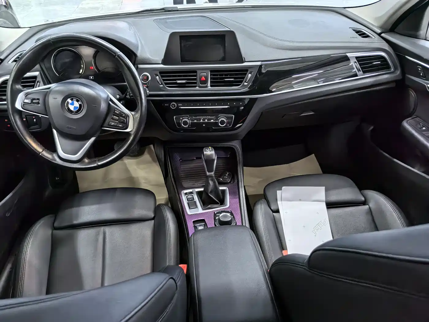 BMW 1 Series 2017 118i Sport фото 8