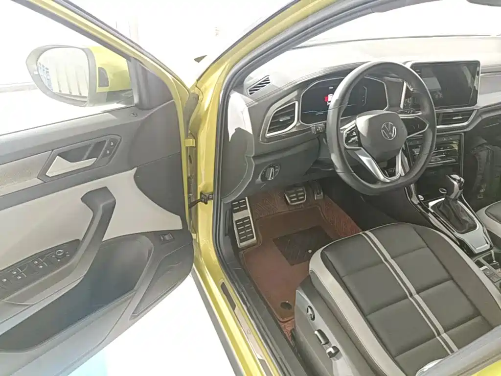 Photo 16 - Volkswagen T-ROC