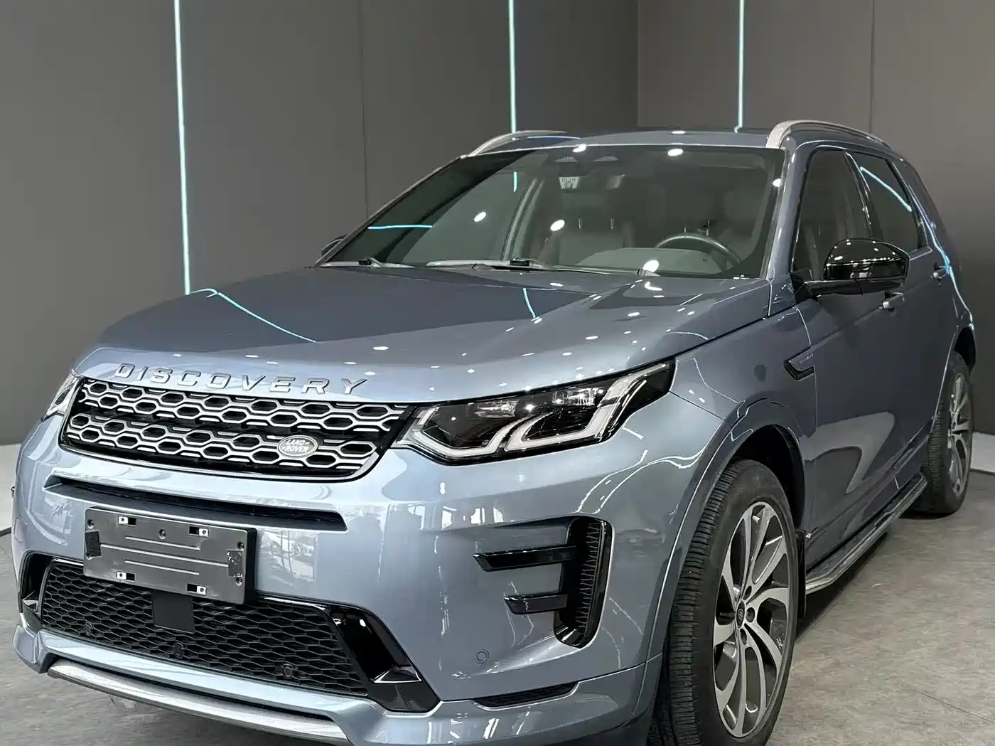 Land Rover Discovery Sport 2022 Model 249PS R-Dynamic S Performance Edition 5-Seater
