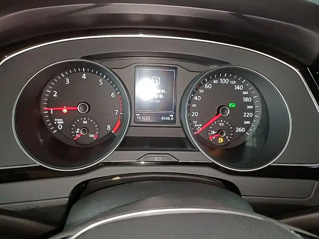 Volkswagen Magotan 2017 330TSI DSG Luxury фото 12
