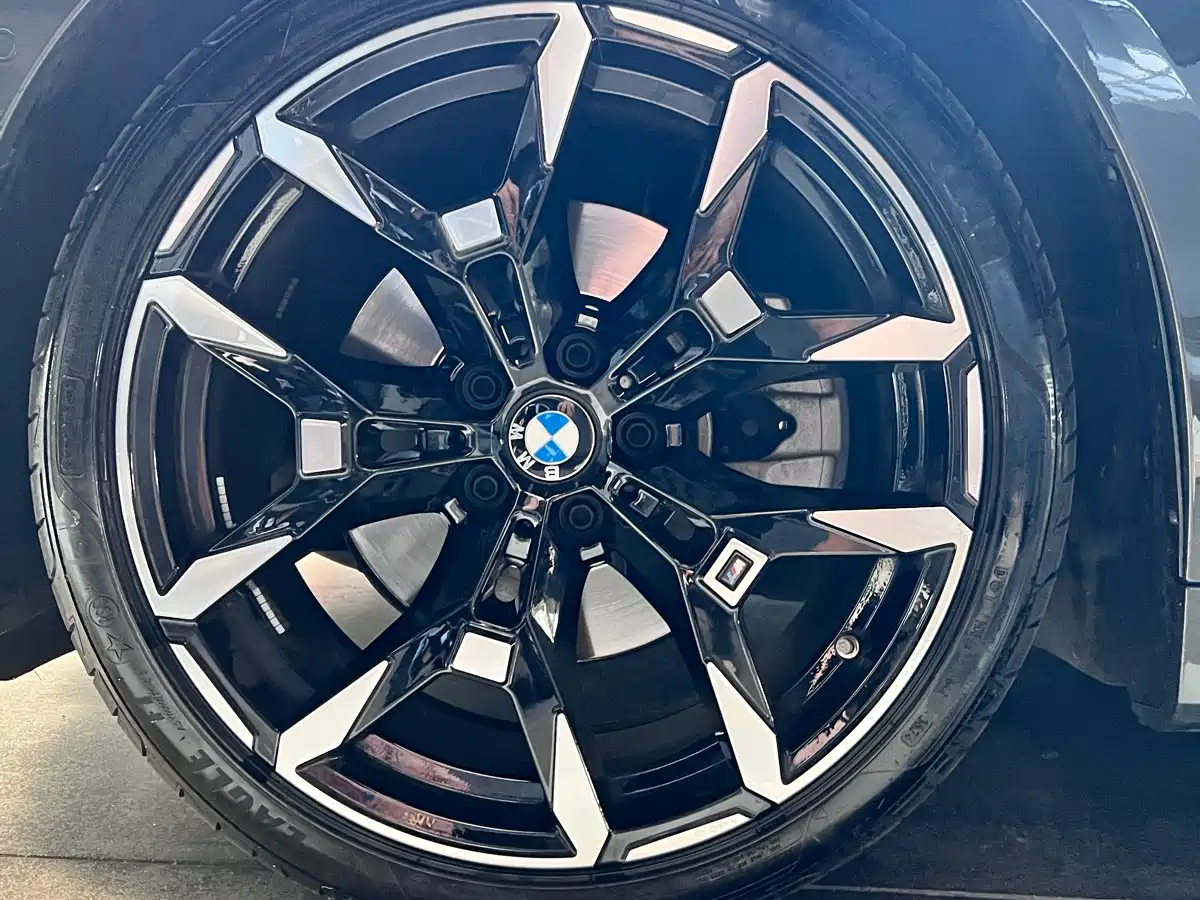 BMW 4 Series 2024 430i M Sport Shadow Edition фото 4