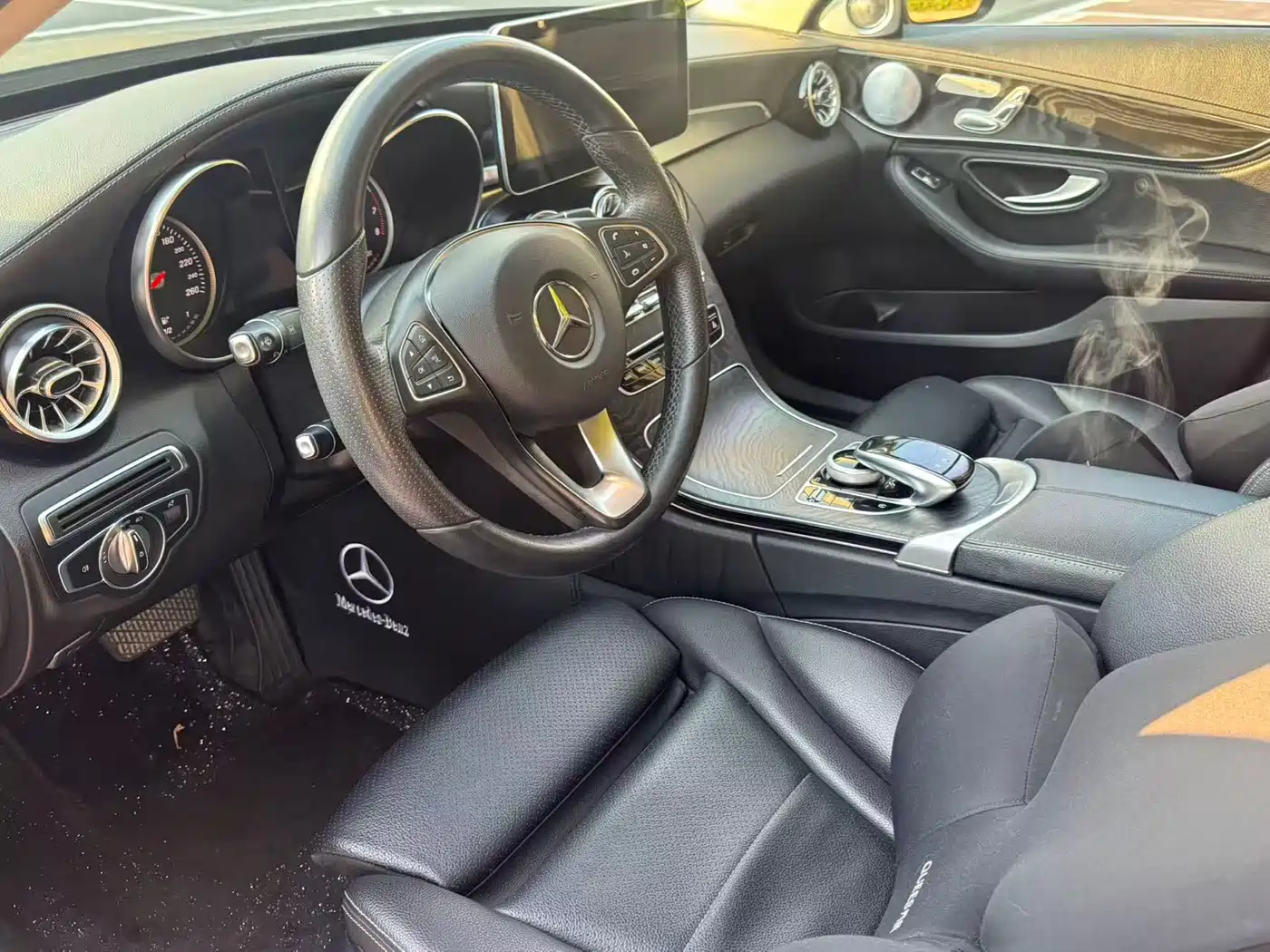 Mercedes-Benz C-Class 2017 Facelift C 200 L Sport Edition фото 4