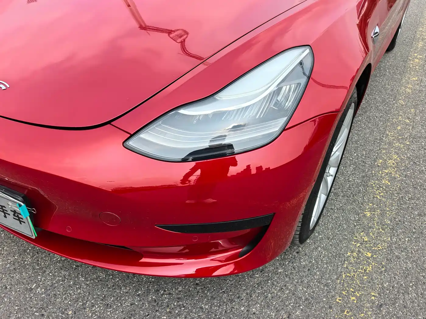 TESLA MODEL 3