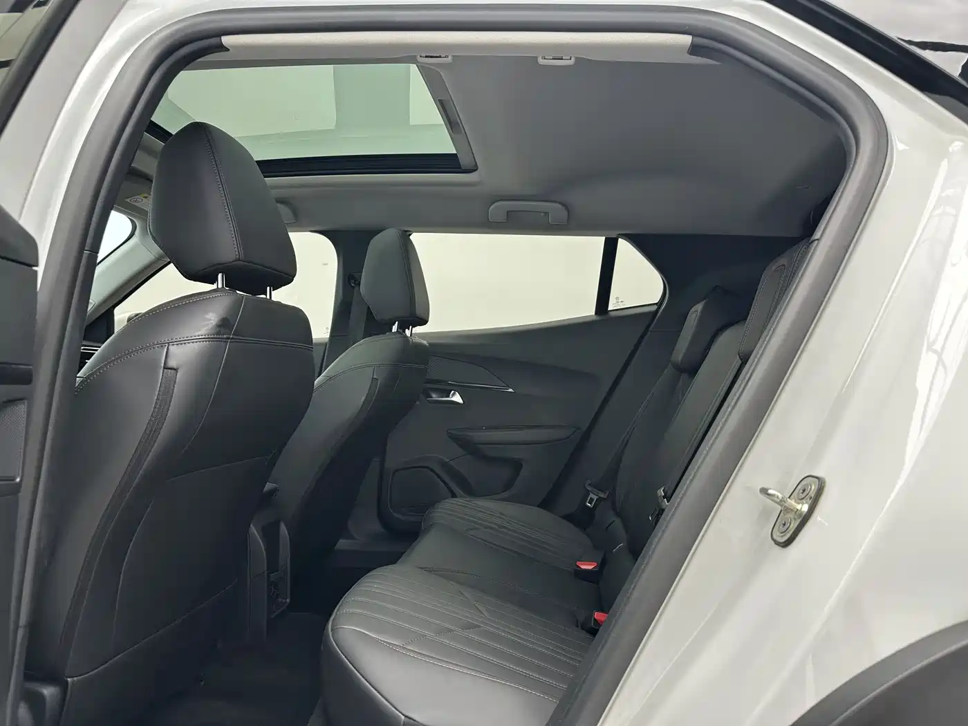 Peugeot 2008 2024 2022 230THP THE ONE