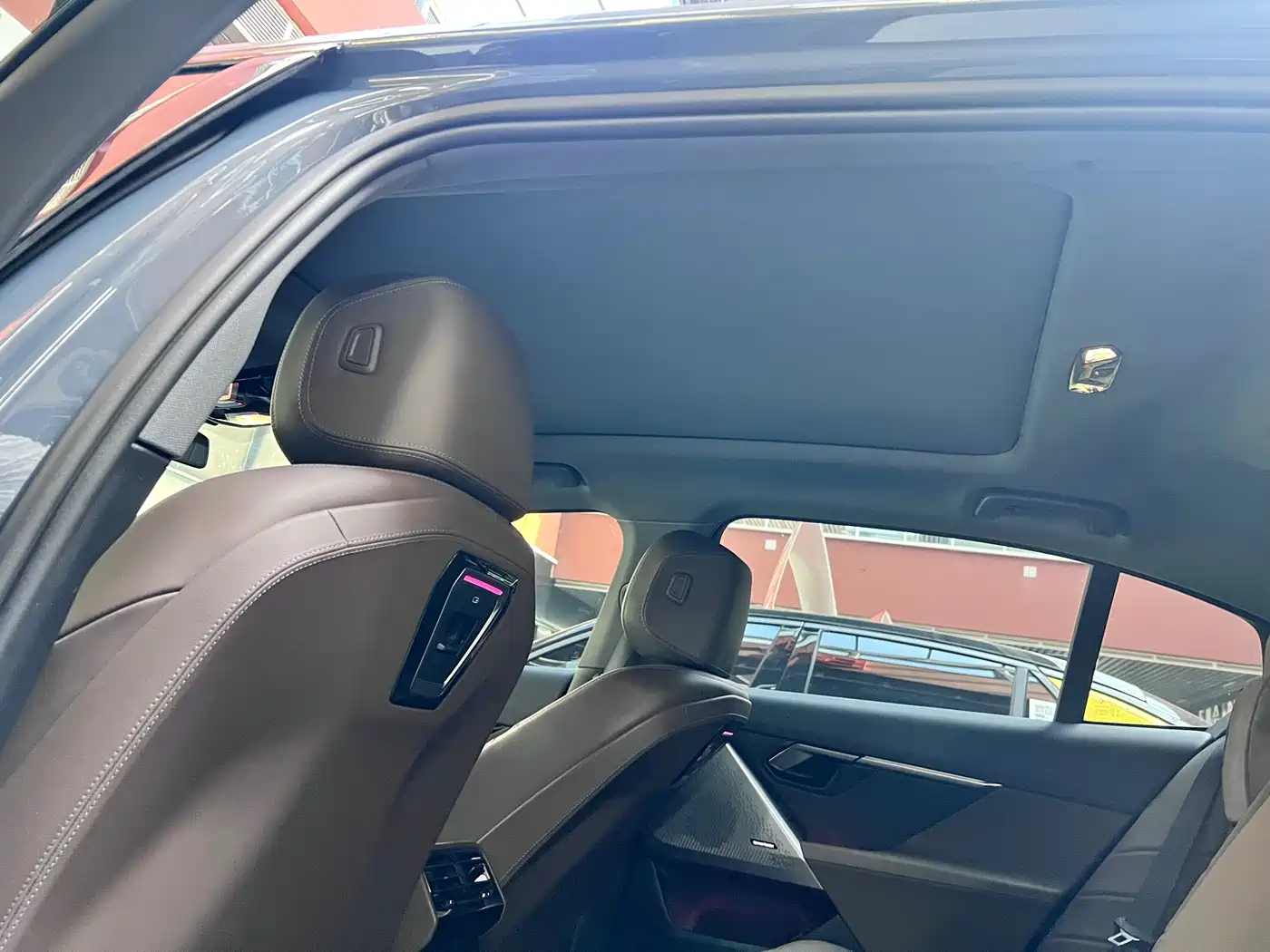 BMW 5 Series 2024 525Li M Sport Package фото 14
