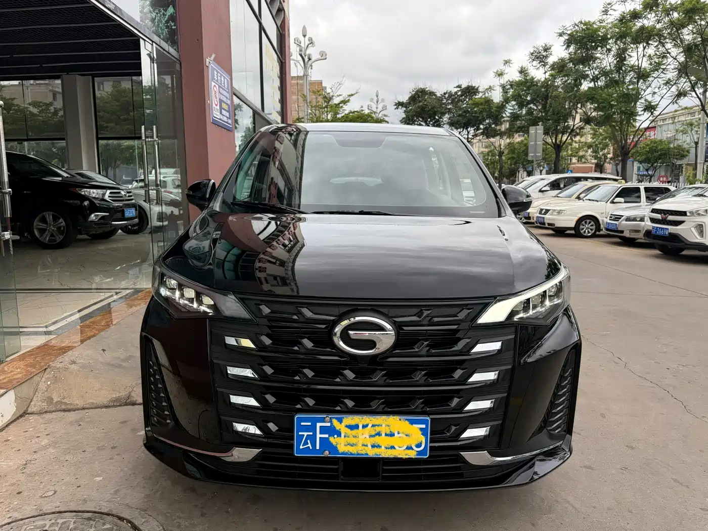 GAC Trumpchi Trumpchi M6 2025 2023 PRO 270T DCT Luxury Edition