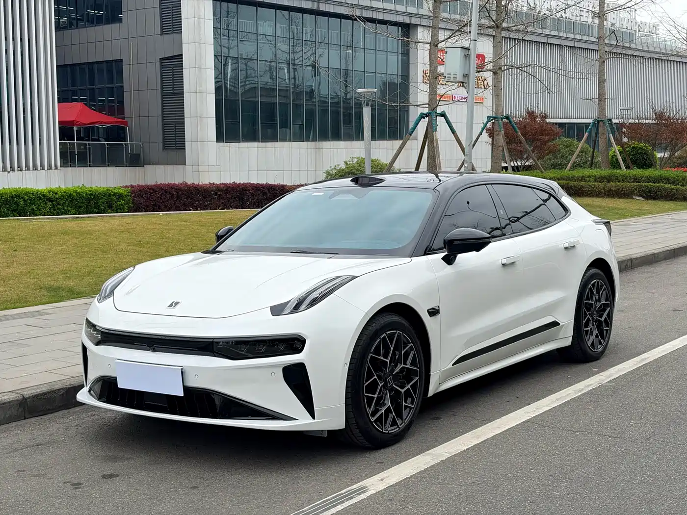 ZEEKR EXTREME KRYPTON 001