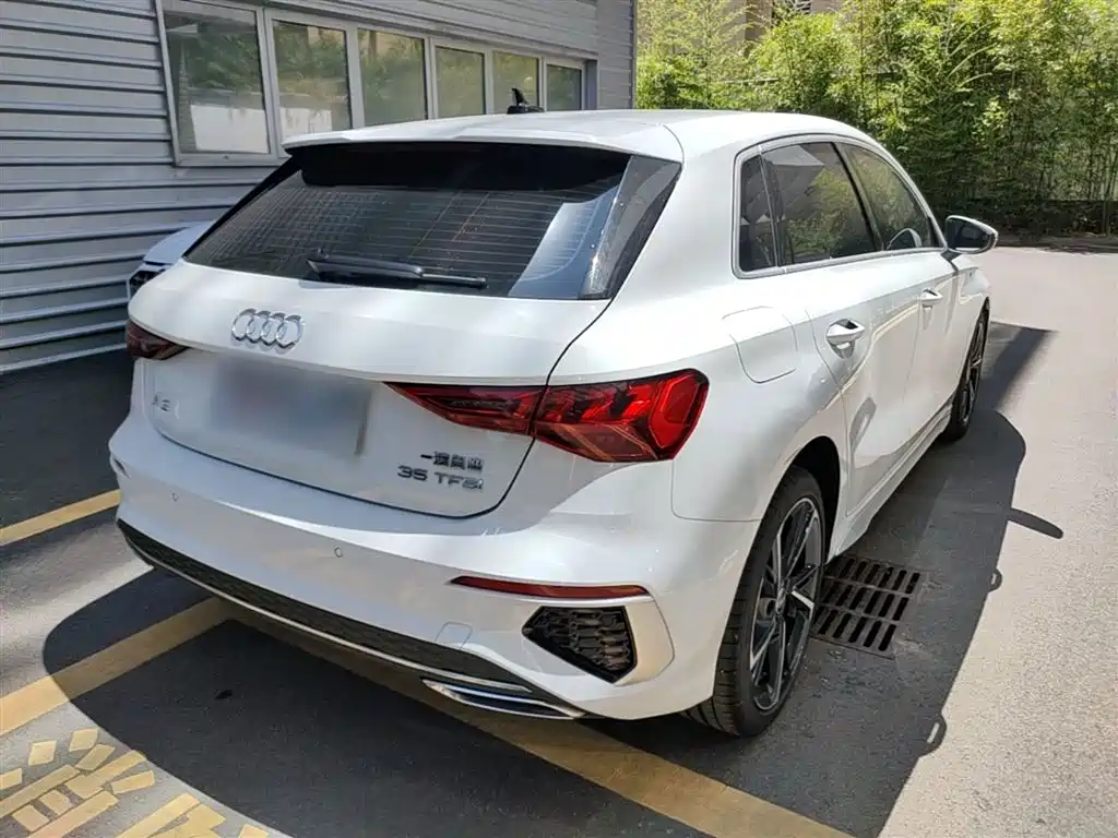 Audi A3 2024 Model Sportback 35 TFSI Fashion Sport фото 7