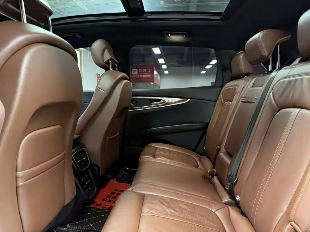 Lincoln Nautilus (Import) 2021 2020 2.7T AWD Platinum