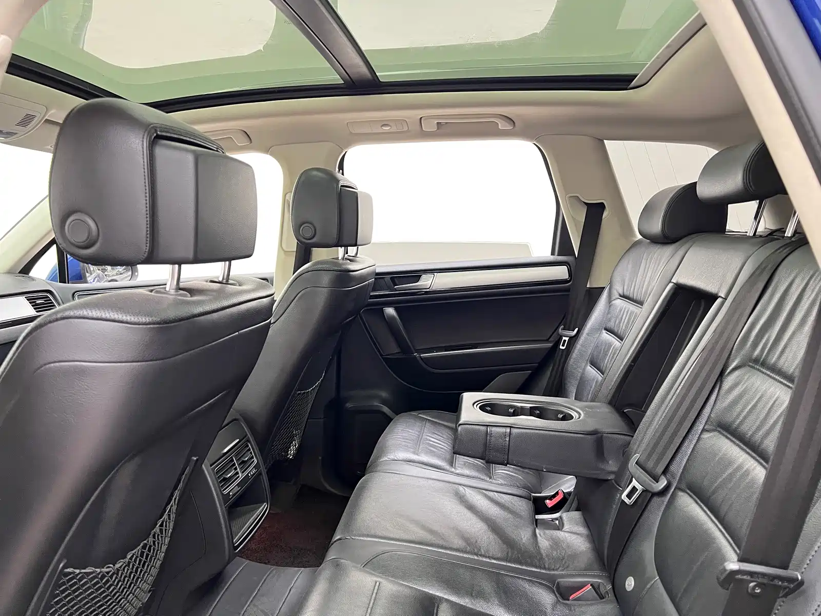 Фото 6 - Volkswagen Touareg