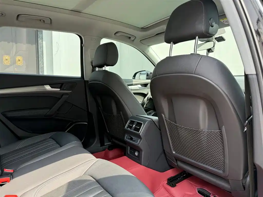 Audi Q5L 2022 40T Fashion Elegance фото 27