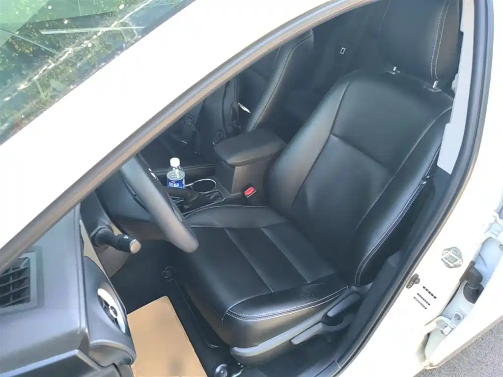 Toyota Corolla 2017 Facelift 1.2T S-CVT GL-i фото 14