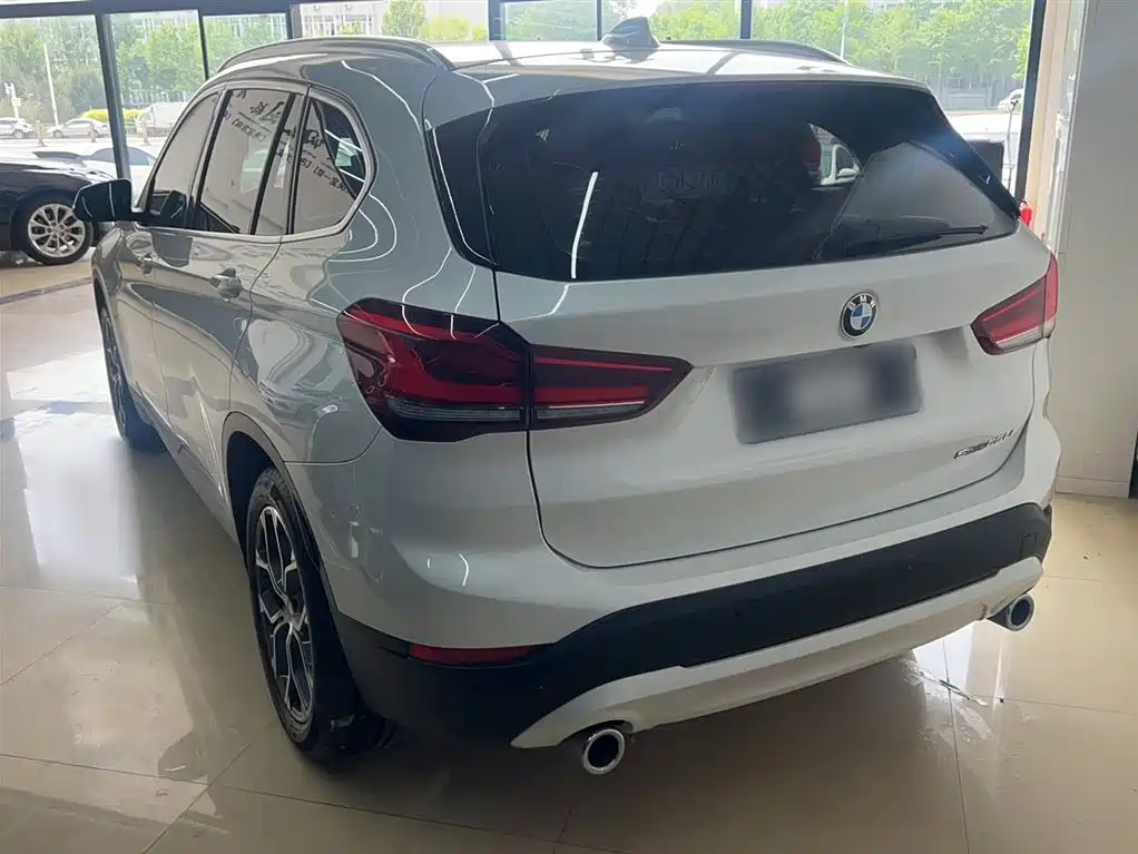 BMW X1 2020 sDrive25Li Leading Model фото 7
