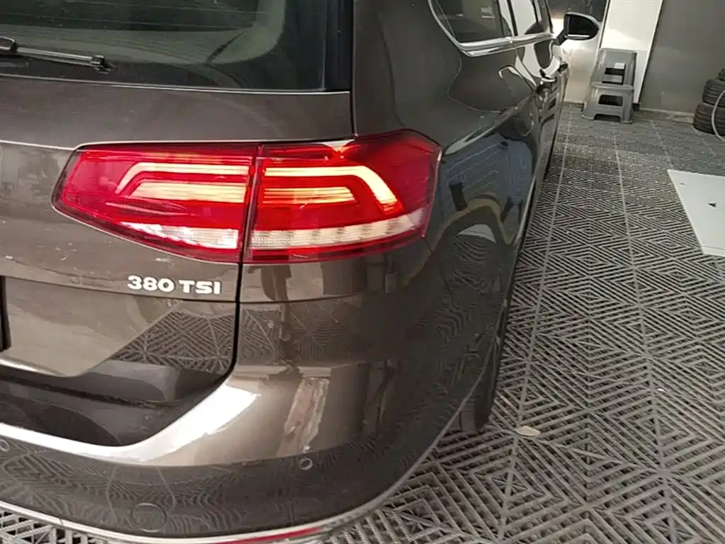 Volkswagen Weilan 2016 380TSI 2WD Comfort Edition фото 8