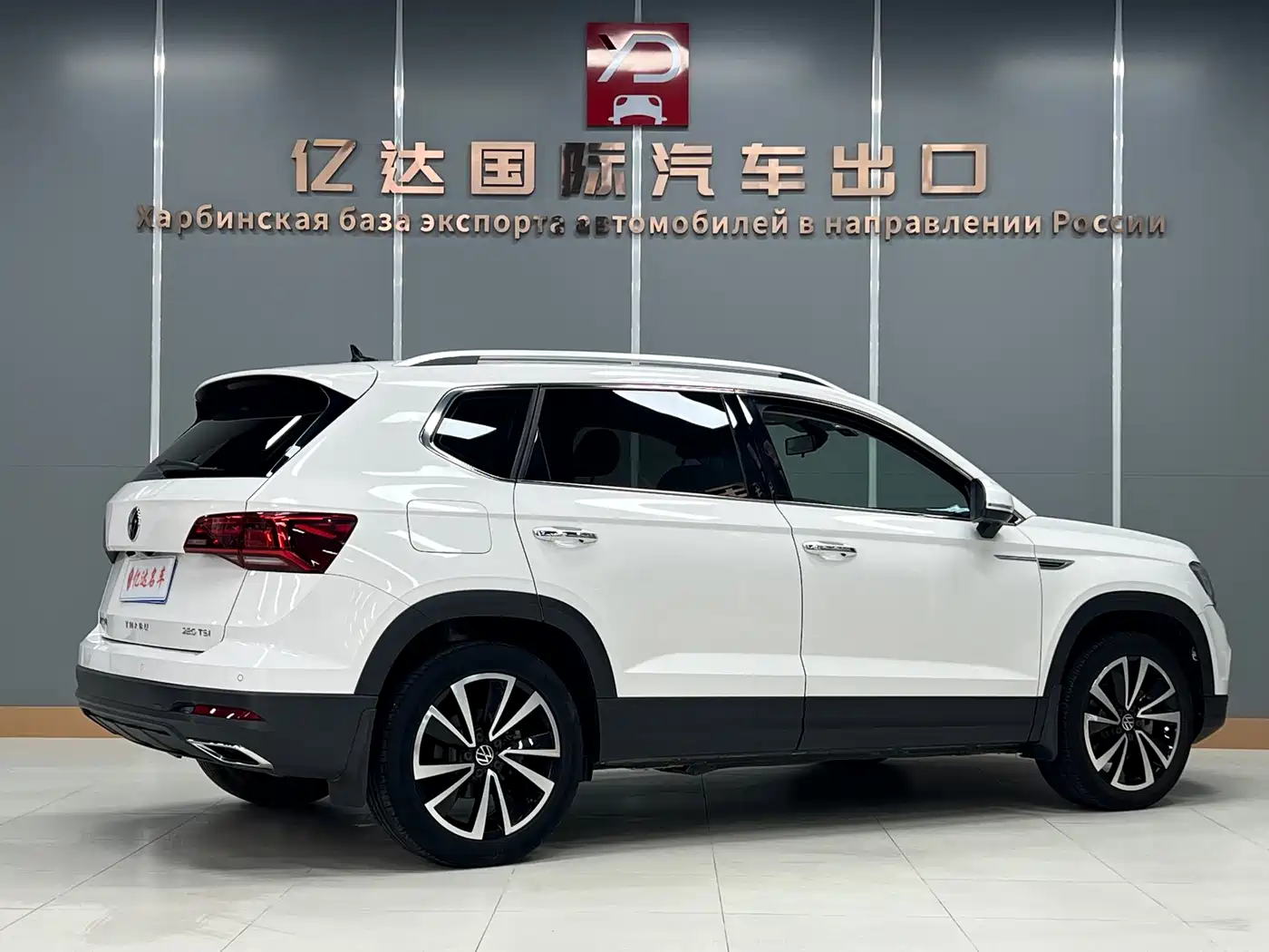 Volkswagen Tharu 2022 280TSI FWD Luxury Edition фото 5