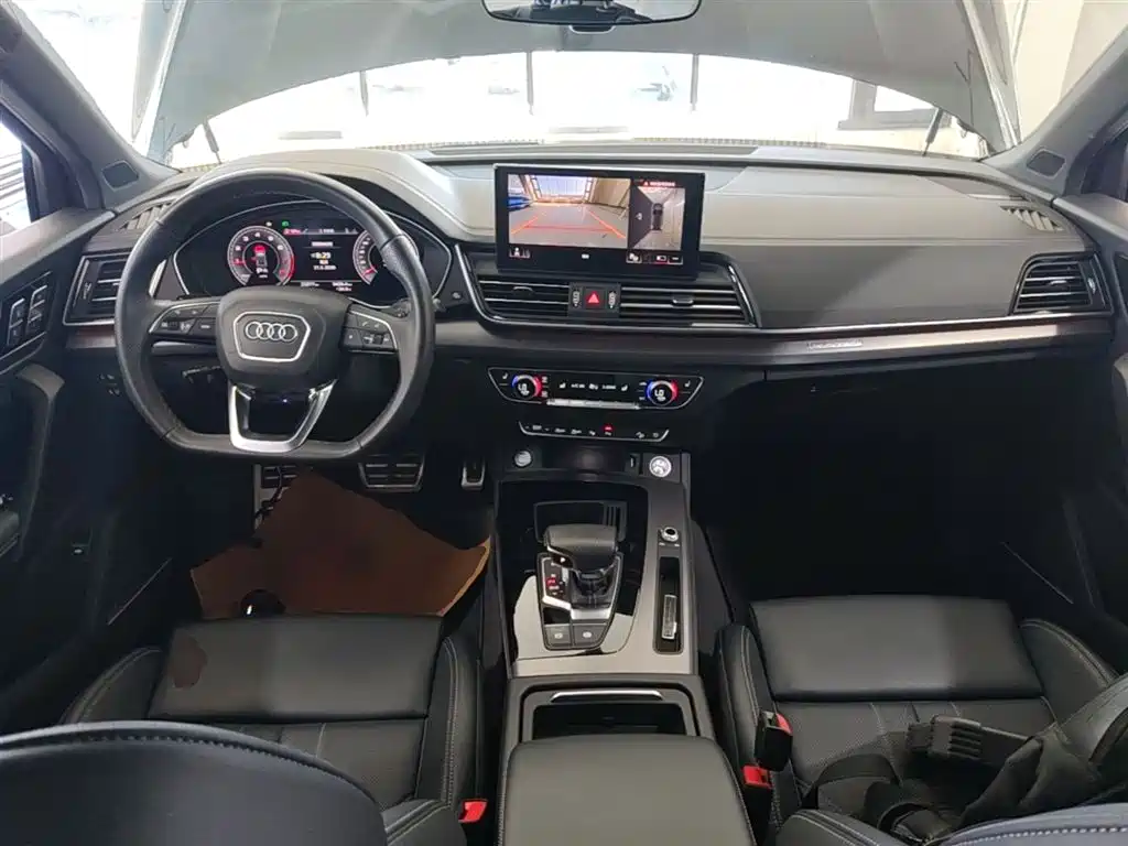 Audi Q5L 2024 Model 45 TFSI Luxury Dynamic фото 10