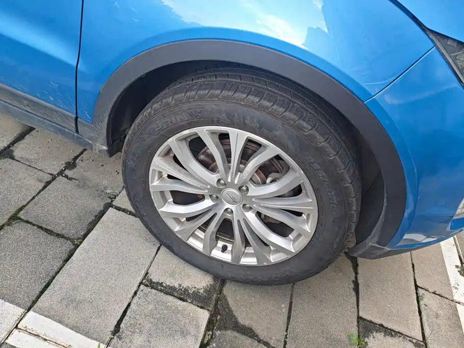 Фото 6 - Landwind X7