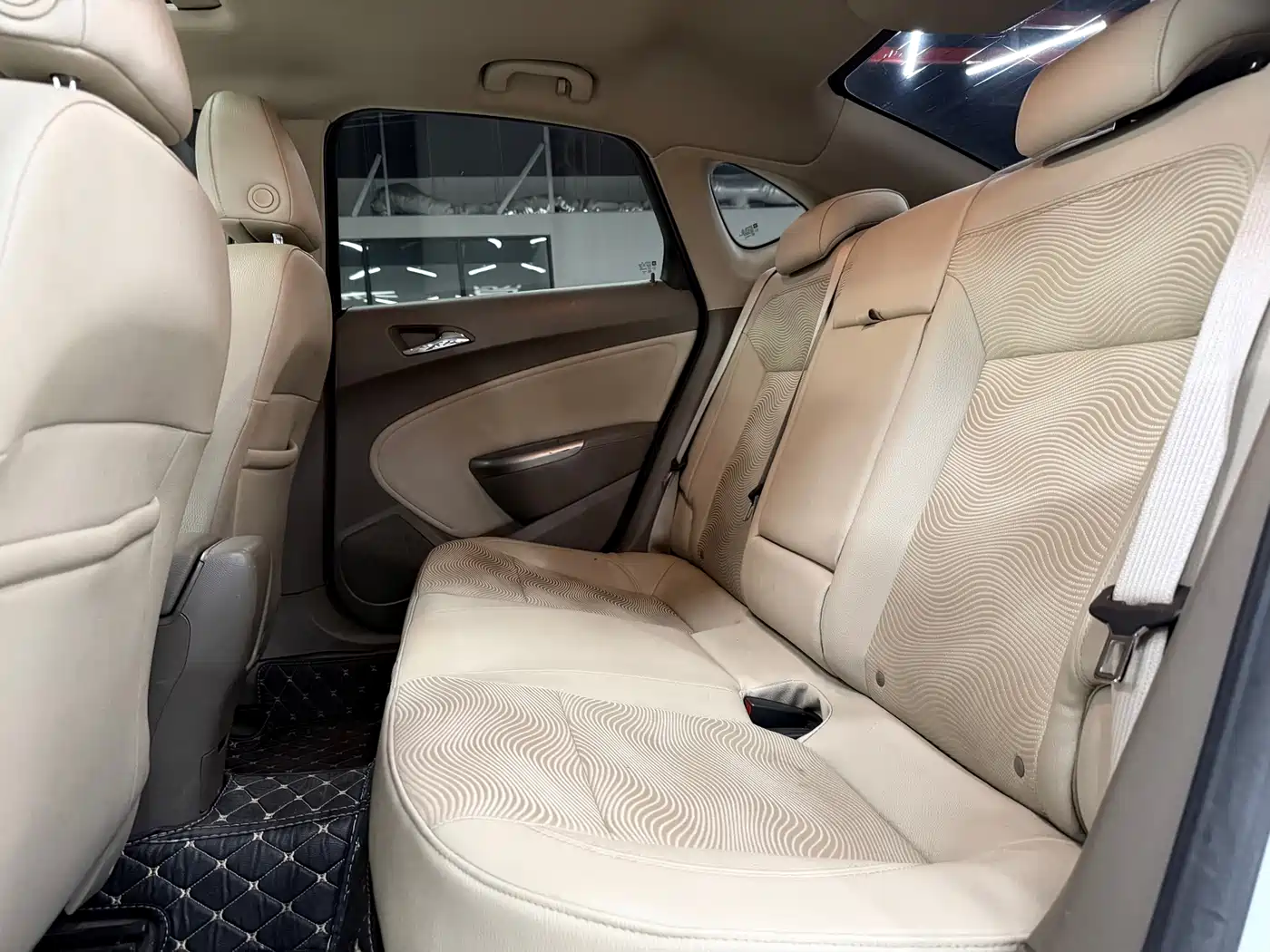 Buick Excelle 2013 GT 1.6L Automatic Fashion Edition фото 15